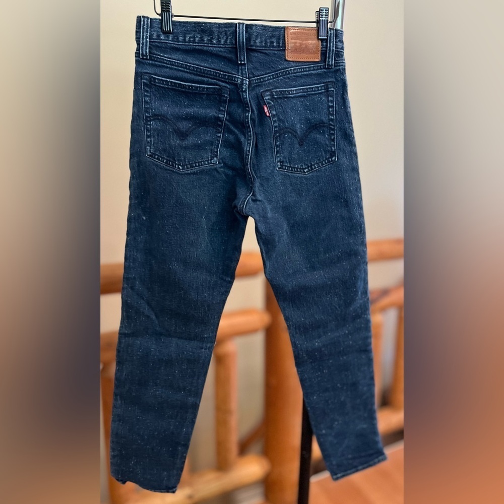 Levi’s Premium Wedgie Icon Fit Jeans – Size 28 (Intergalactic Wash) - Picture 6 of 9
